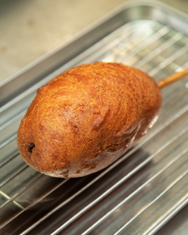 うるま市の『沖縄風アメリカンドッグ専門店 まーさんドッグ』